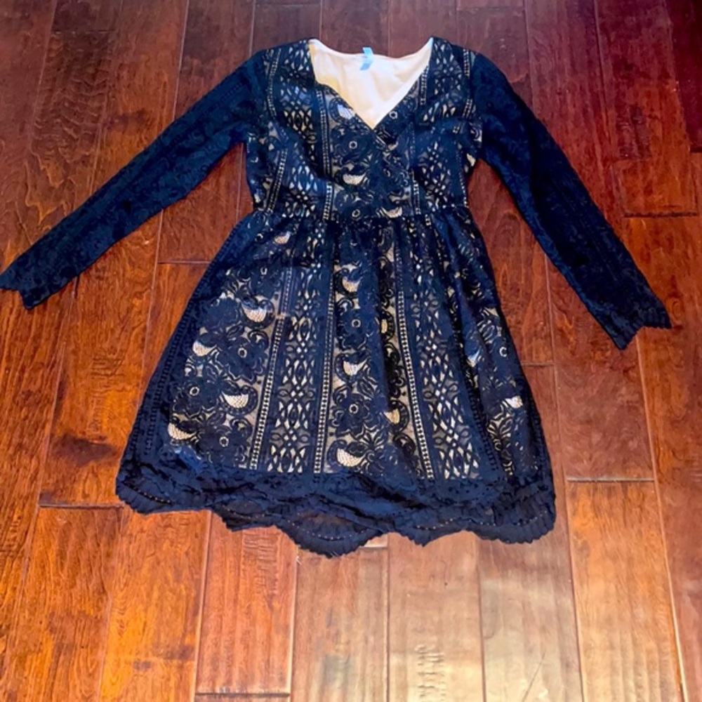 Xhilaration Black Lace Long Sleeve Dress